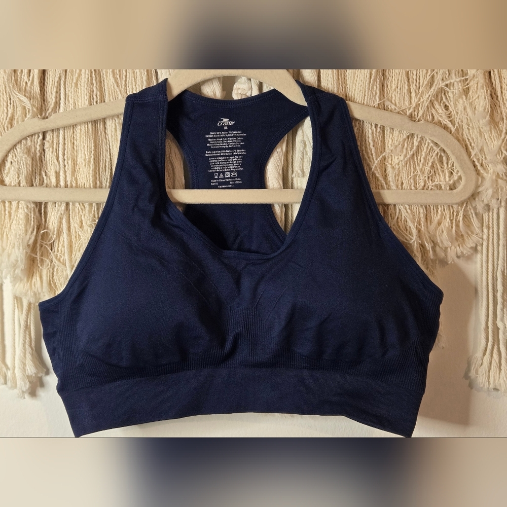 Crane Blue Sports Bra Size XL Pullover Racerback Seamless Athletic Athlete